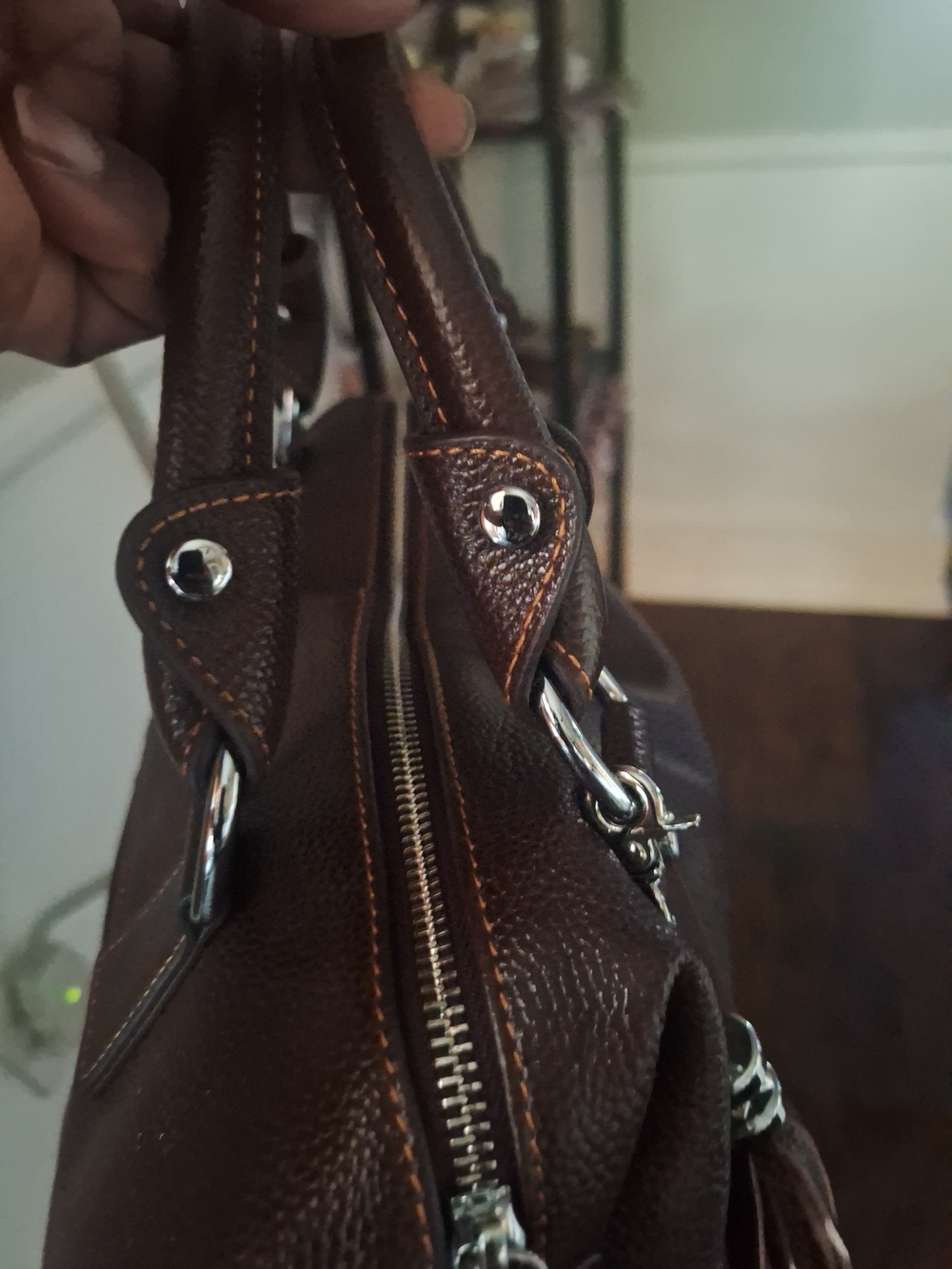 Heshe Genuine Leather Brown Unisex Handbag With Top Straps Also Detachable Strap - Picture 6 of 16